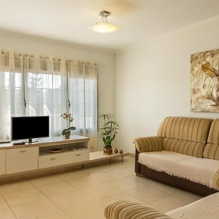 Duplex Pedroza * Pozo Izquierdo